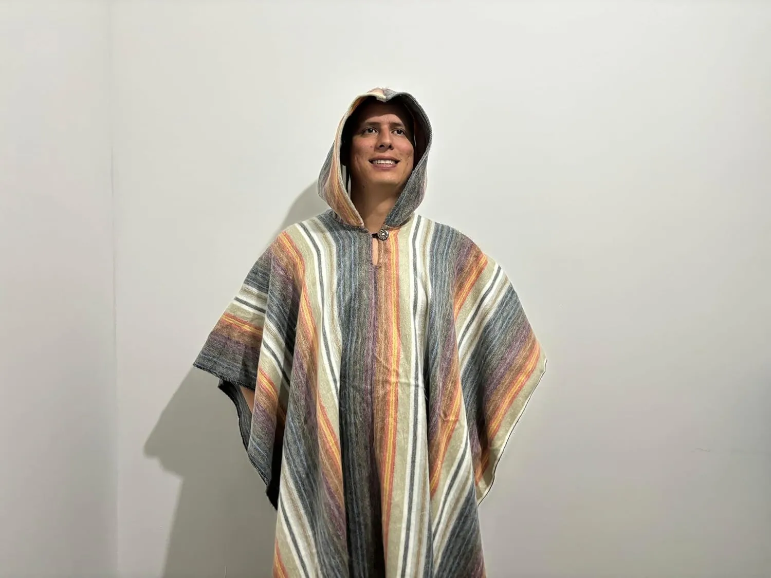 ALPAKITAS Premium Alpaca Wool Poncho for men and women  Western Hooded Cape for Men & Women  Soft & Warm Mexican ponchos